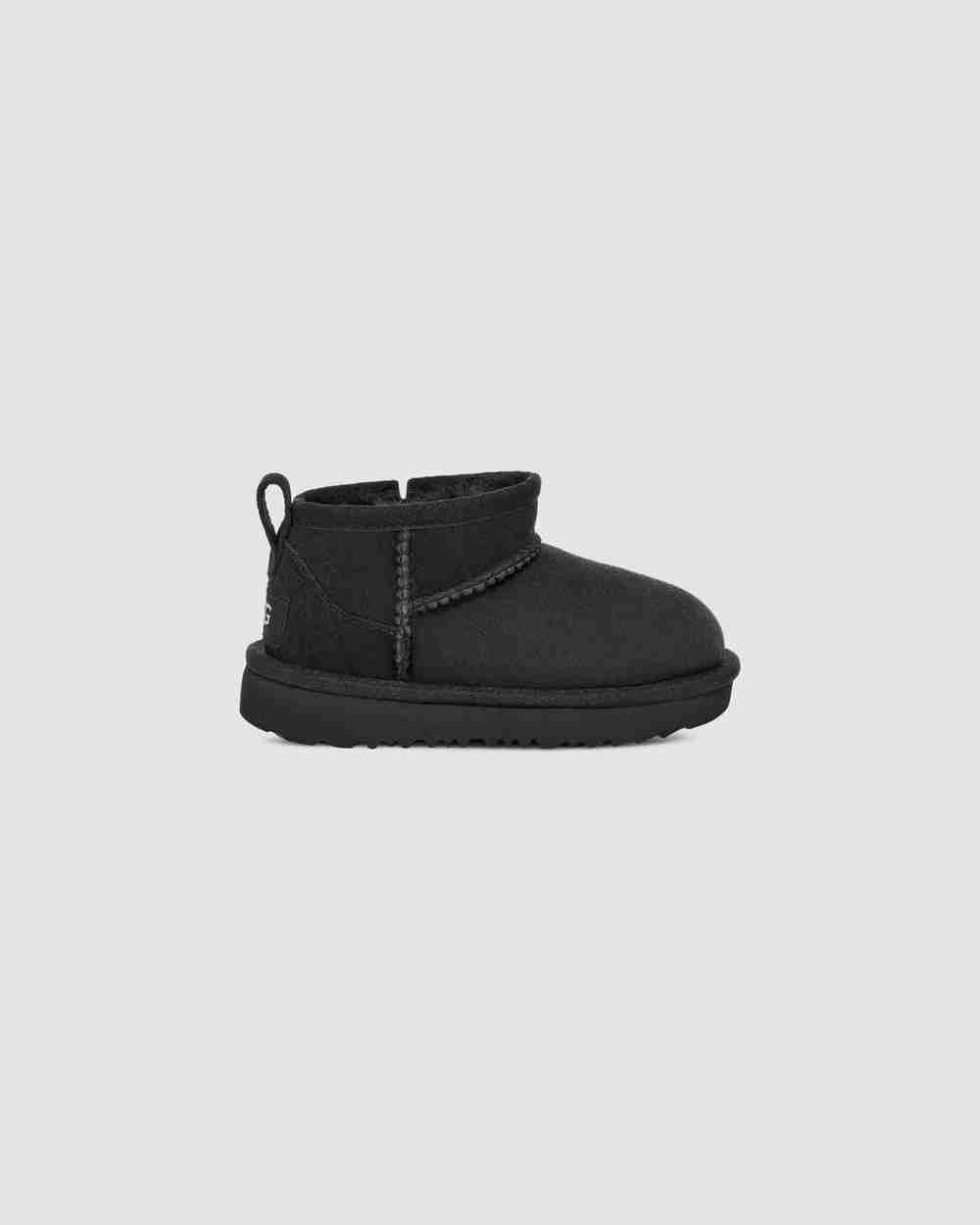 Ugg classic shop mini noir