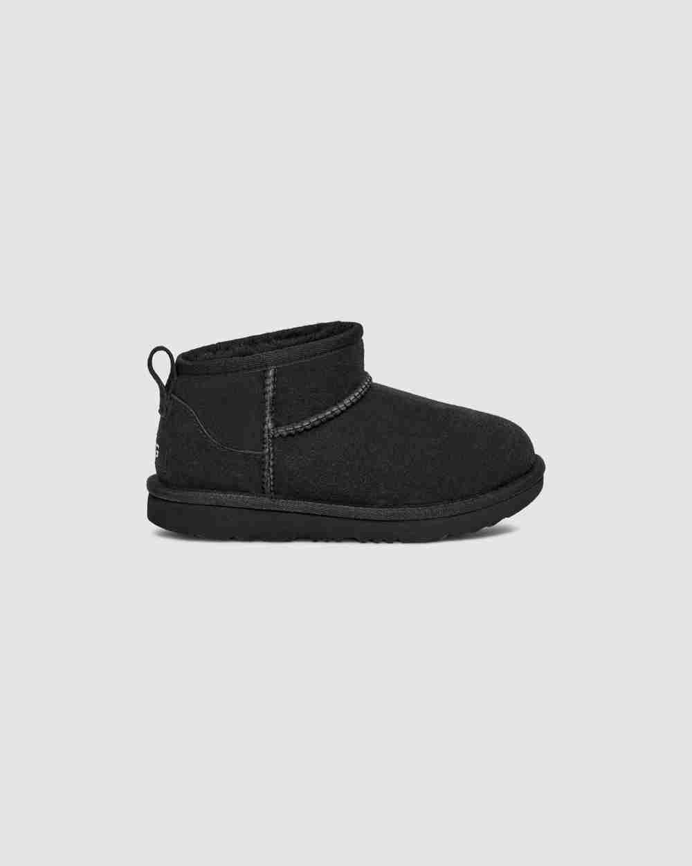 Classic Ultra Mini Black UGG