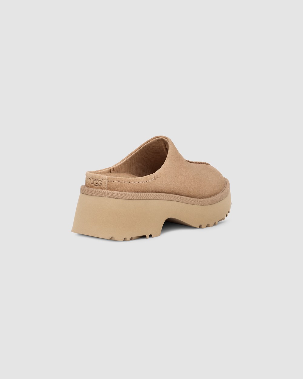 New Heights Clog Sand UGG