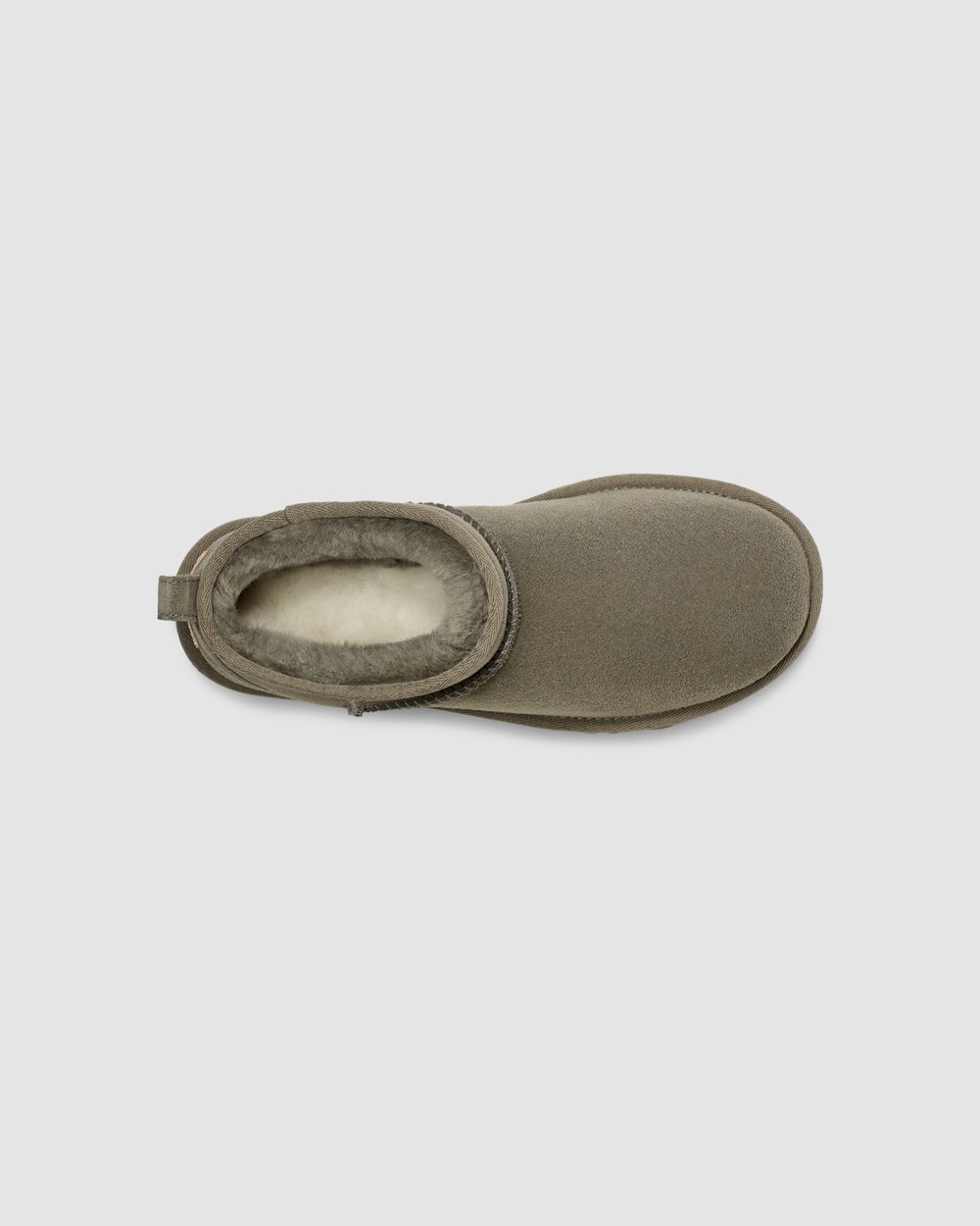 Green hotsell boy uggs