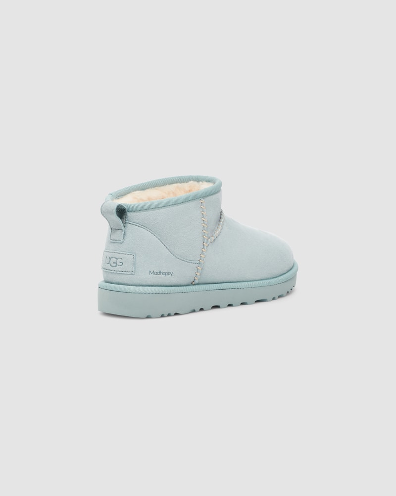 Uggs online baby blue