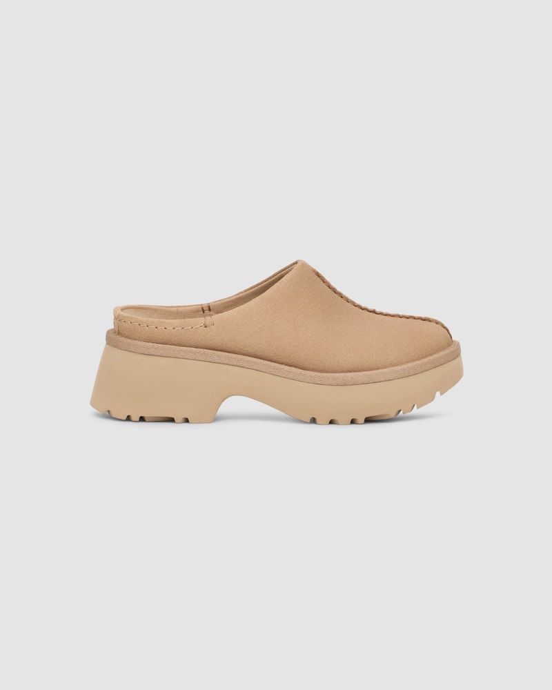 Ugg clog deals