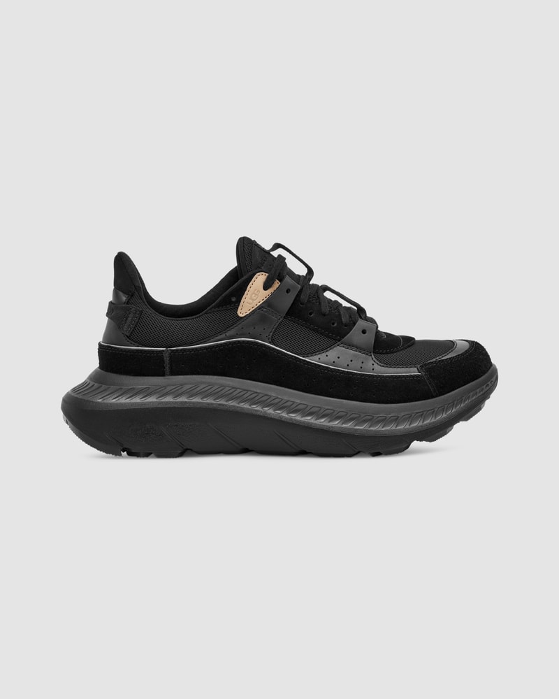 CA805 V2 Trainer Black UGG