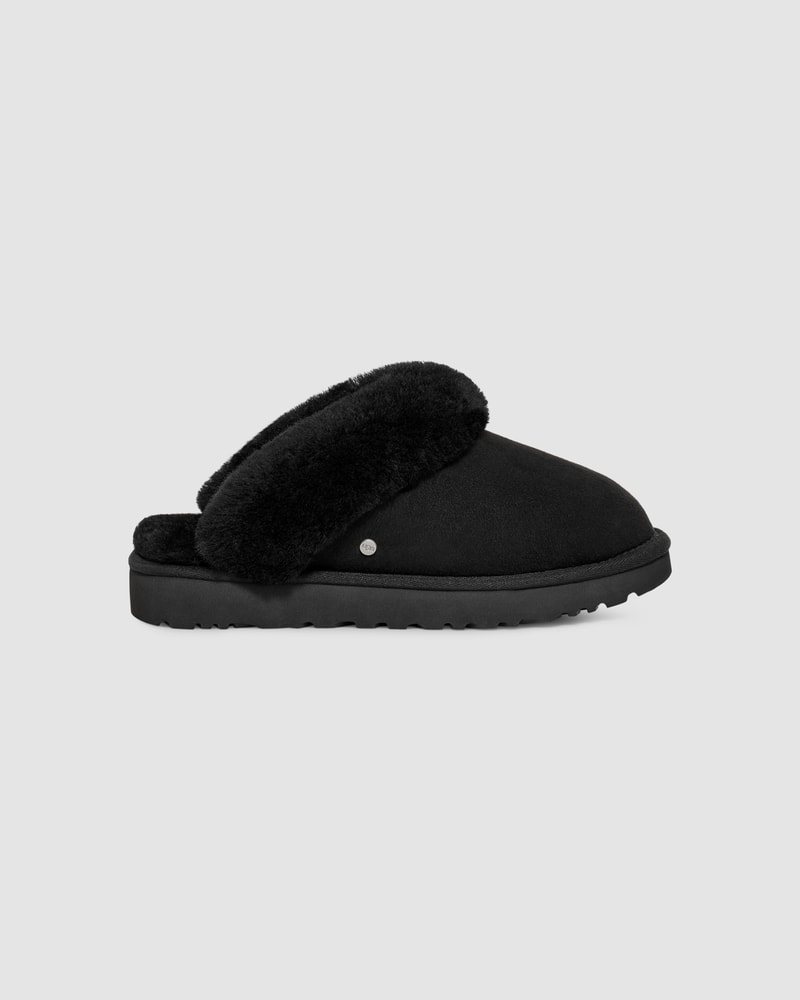 Ugg classic 2025 slipper black