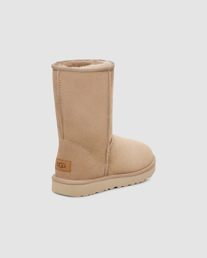 Ugg australia classic hot sale short ii