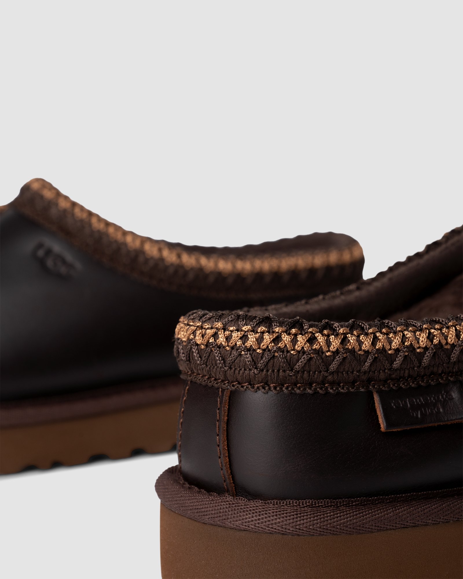 Tasman Leather Regen