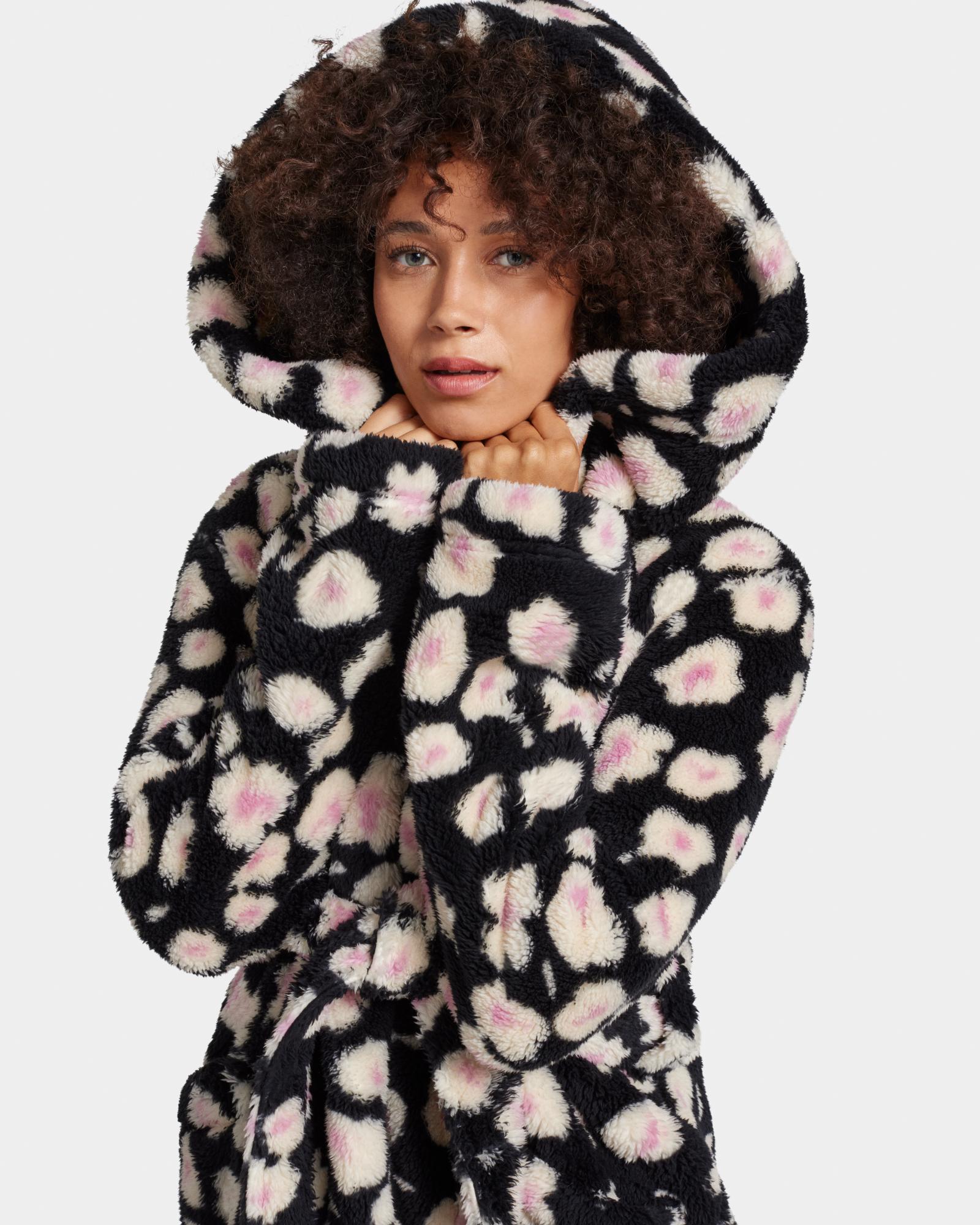 Aarti UGGfluff Print Robe