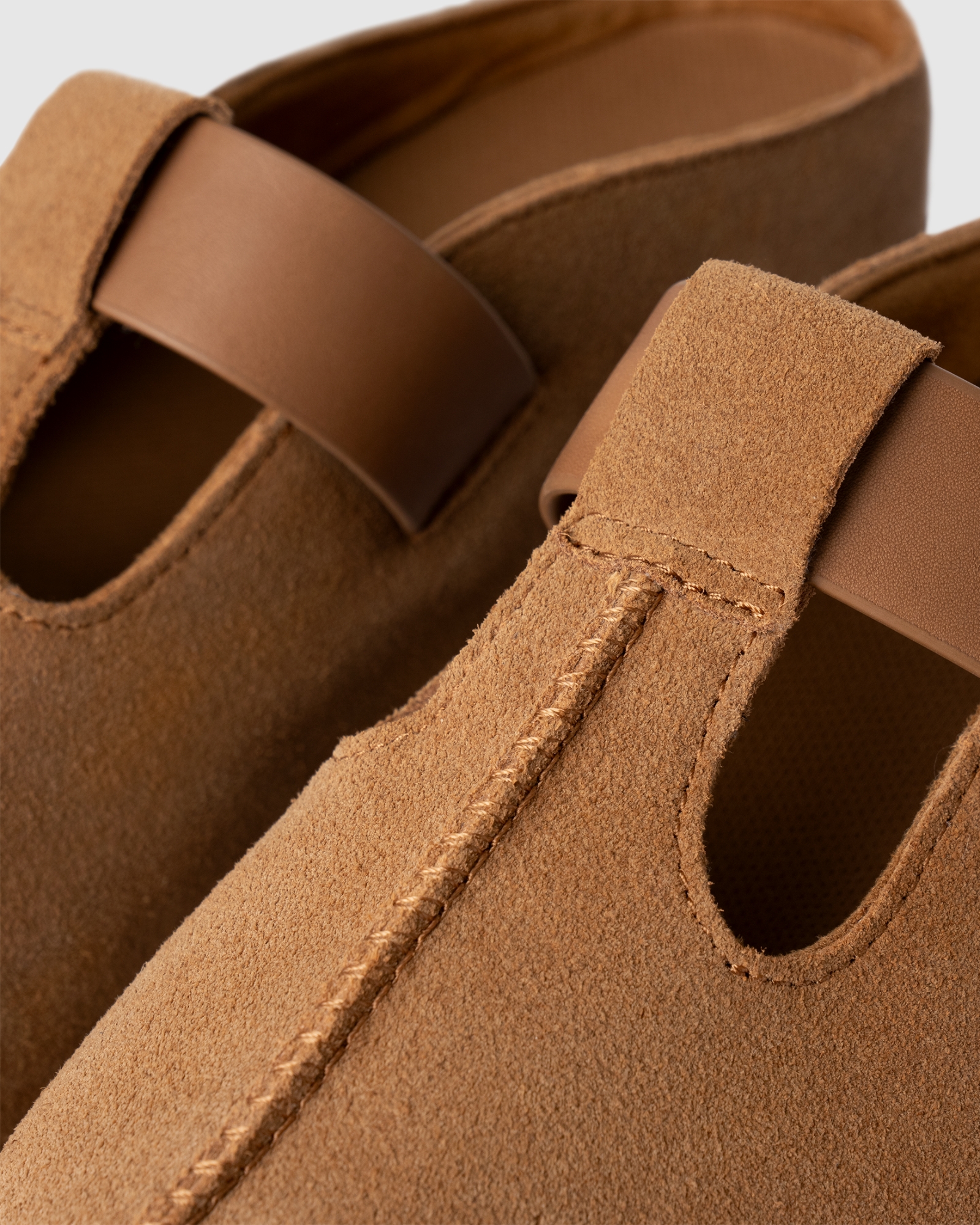 Women's Goldenstar Hi Clog in Chestnut | Women's Shoes & Clogs | UGG