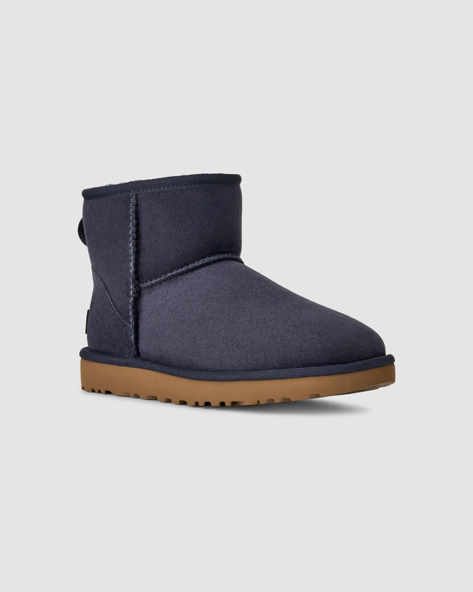 UGG Classic Mini II ブラック サイズ7 24cm UGG Women's Classic Mini II Boots – Mainland Skate & Surf