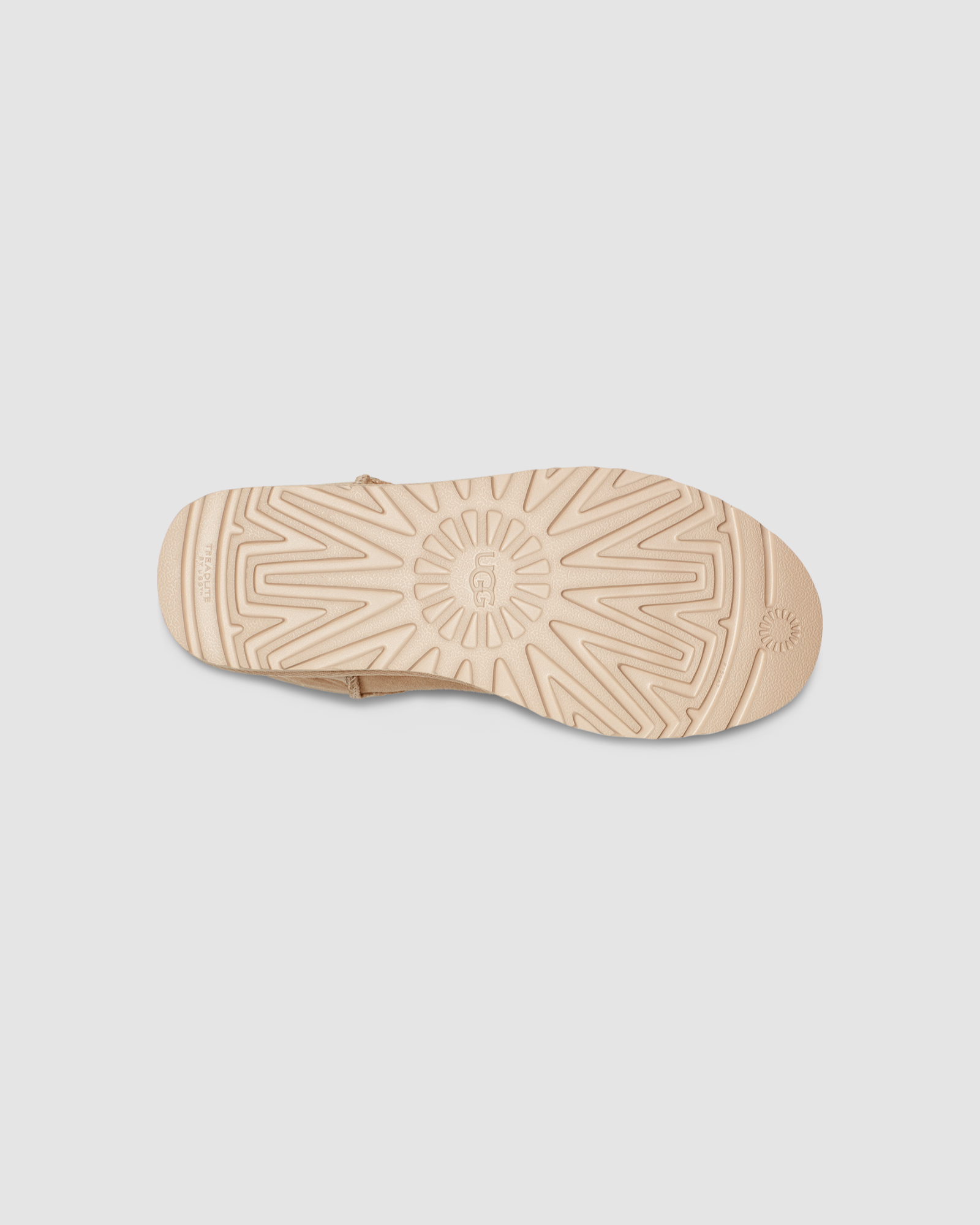 Classic Short II Mustard Seed | UGG