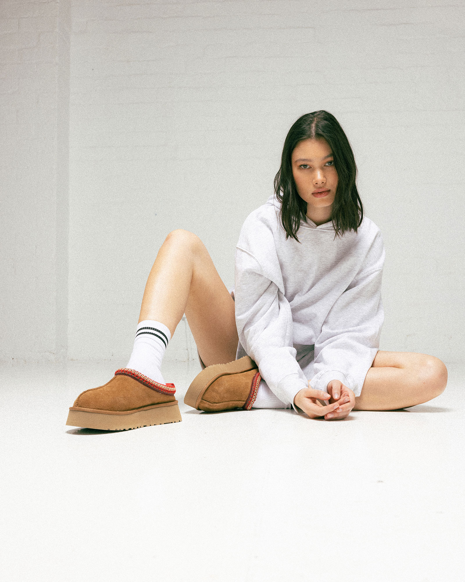 23cm UGG TAZZ プラットフォーム　チェスナット 23cm UGG TAZZ プラットフォーム チェスナット