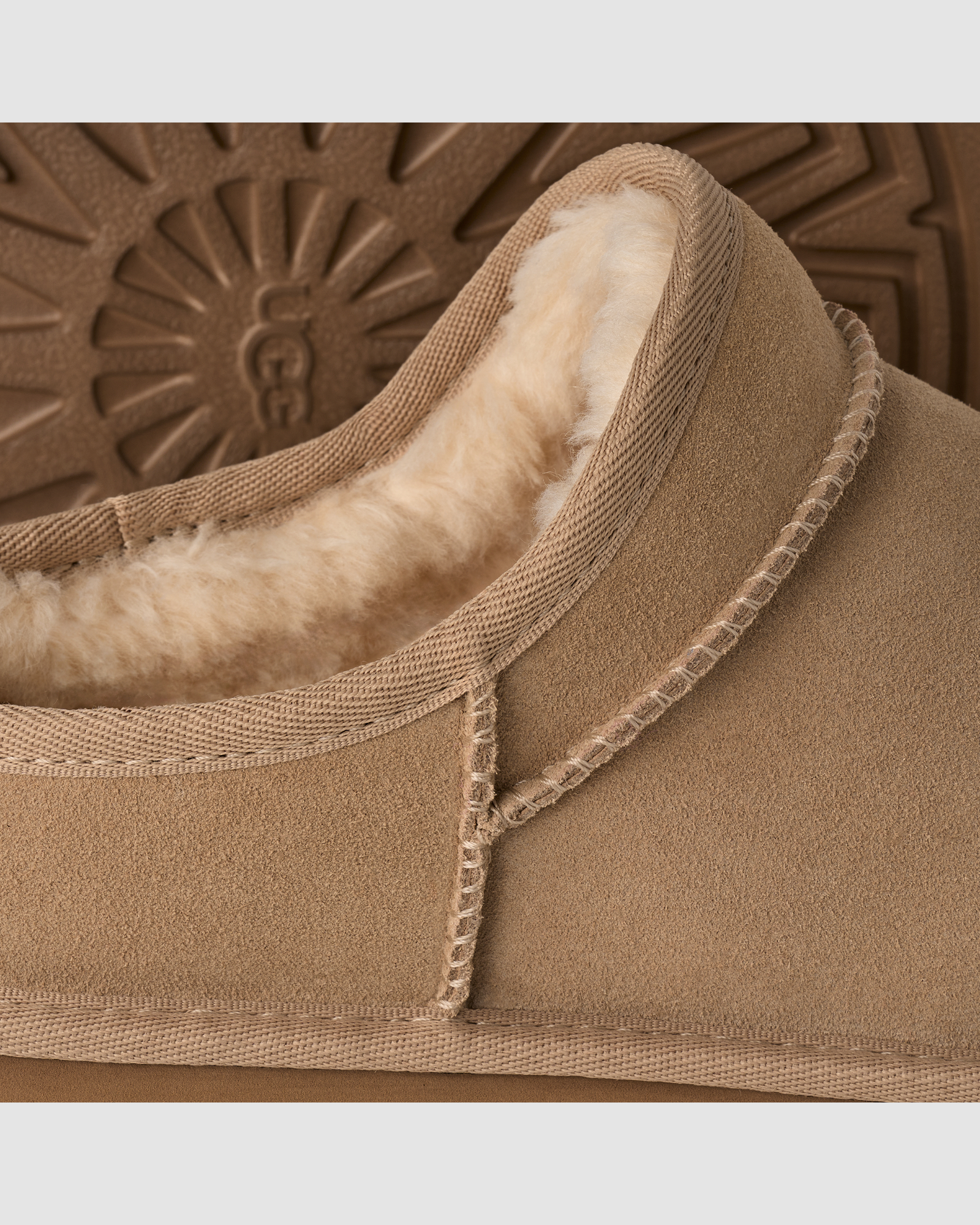 Classic Slipper Sand | UGG