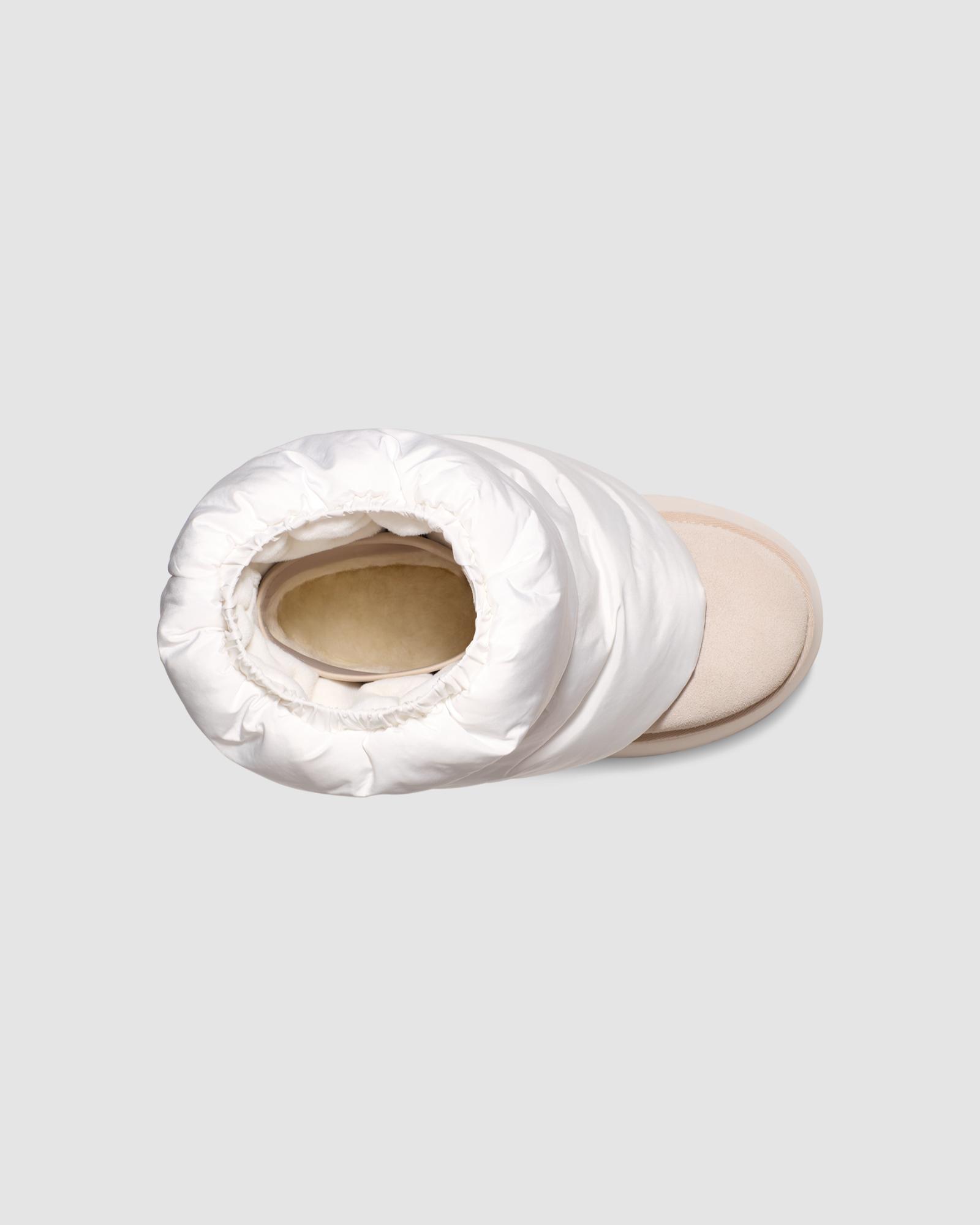Women's Classic Mini Dipper Puffer Boot in White / Ceramic