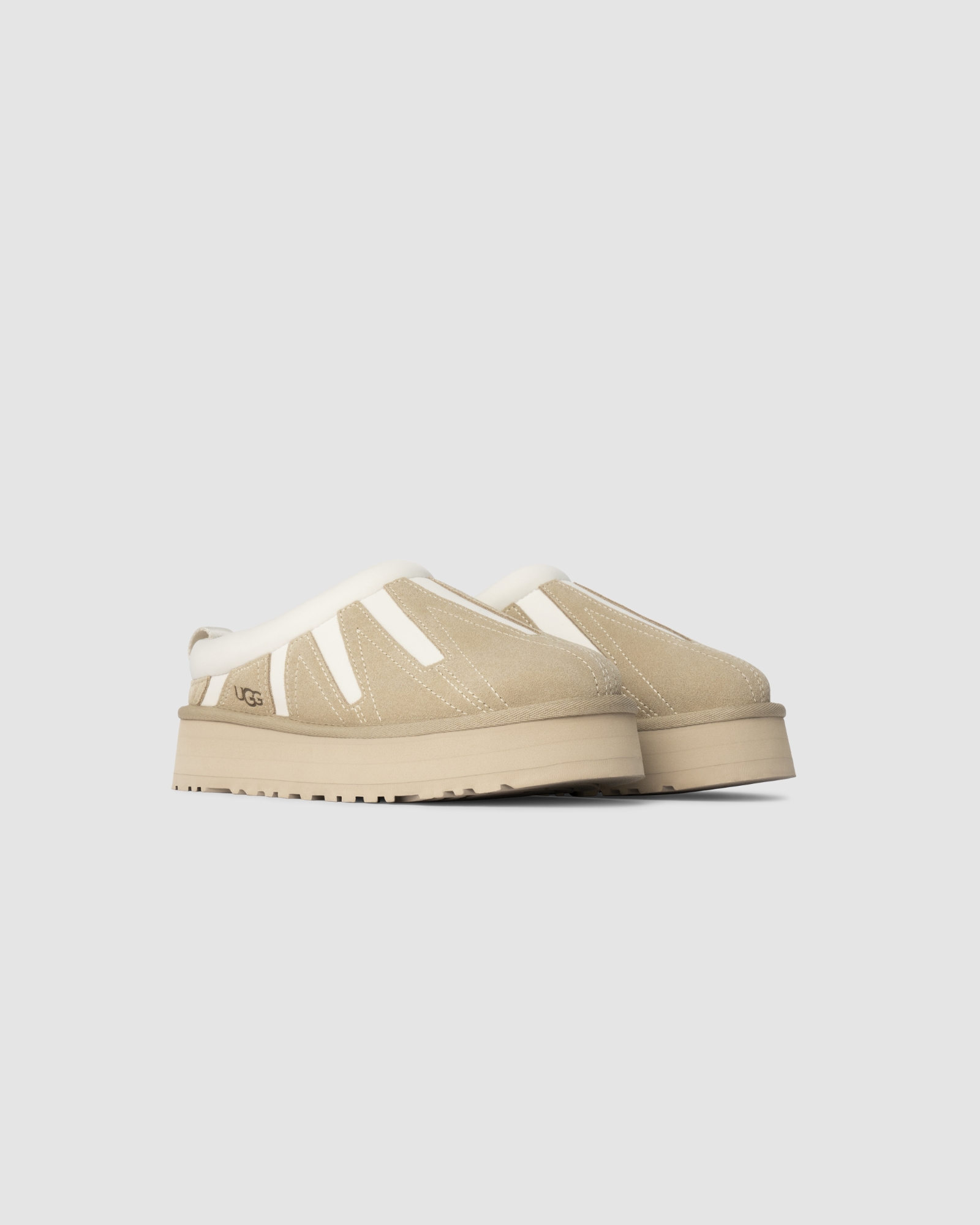サンダル・ミュール UGG SS25 'Bea Mary Jane' sabots (1167612 CHE) UGG® Bea Mary Jane for Women | UGG®